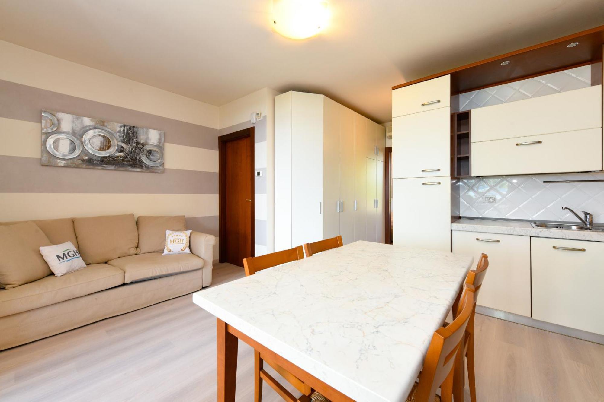 My Sirmione Beach Apartment Superior Ngoại thất bức ảnh
